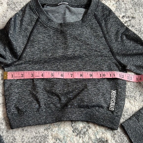 Gymshark Long Sleeve Cropped Top - Picture 6 of 9